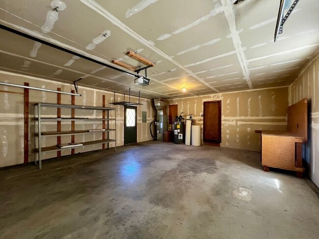Building Photo - Non-Refundable & Security Deposit Total: $...