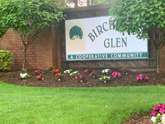 Primary Photo - B35 Glen Hollow Dr