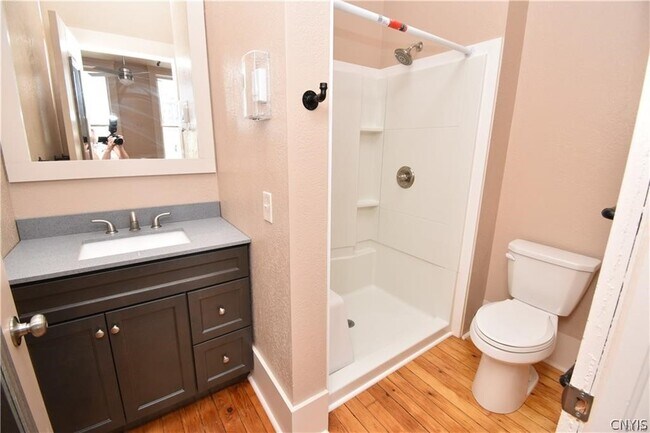 Building Photo - 170 Court St