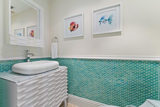 Building Photo - 2700 N Ocean Dr