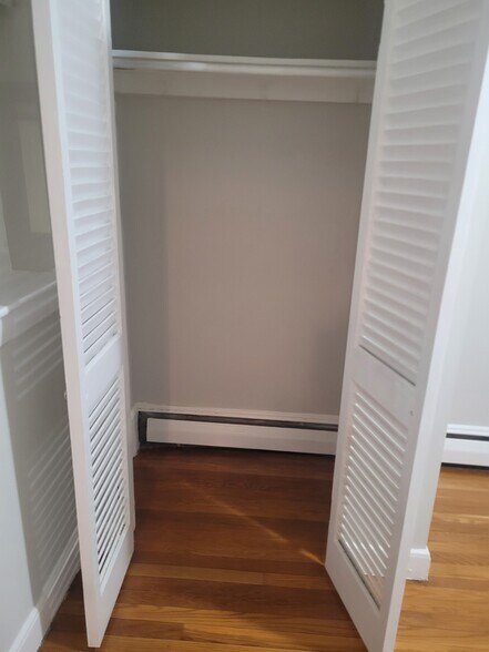 Building Photo - 61 Selkirk Rd