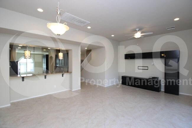 Building Photo - 4414 E Angela Dr