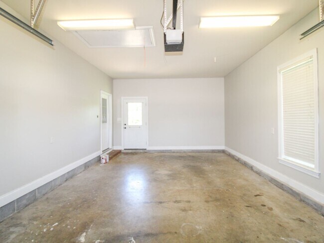 Building Photo - 27632 Keeton Rd