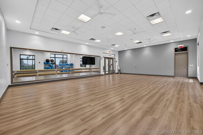 Building Photo - 9148 SW Esule Way