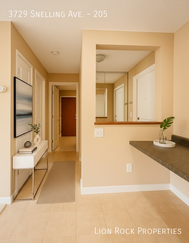 Building Photo - 3729 Snelling Ave