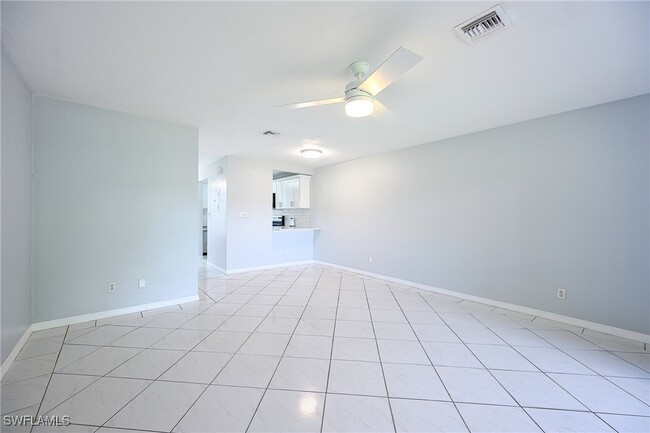 Building Photo - 26650 Southern Pines Dr