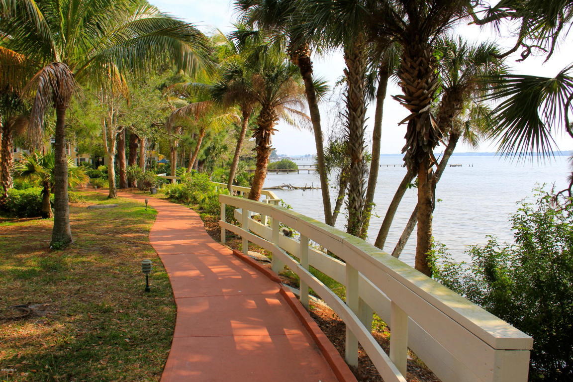 Building Photo - 225 S Tropical Trl