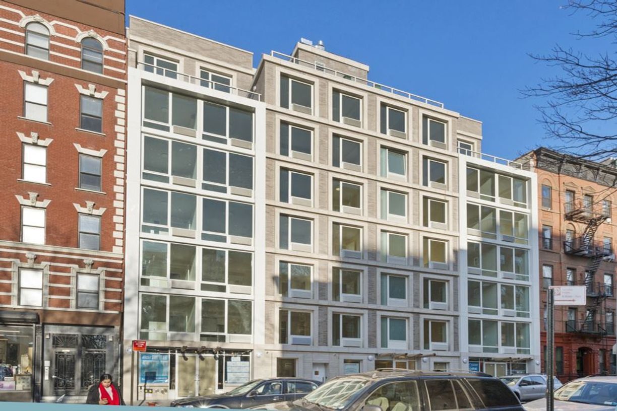 Building Photo - 111 E 115th St