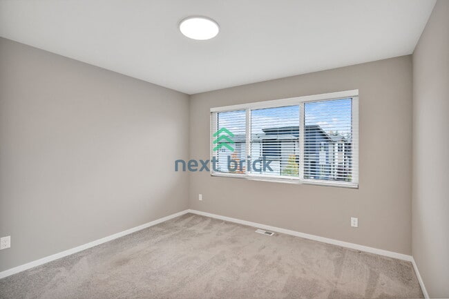 Building Photo - Stunning 4-Bed, 2.75-Bath Single-Family Home Ready for Rent!