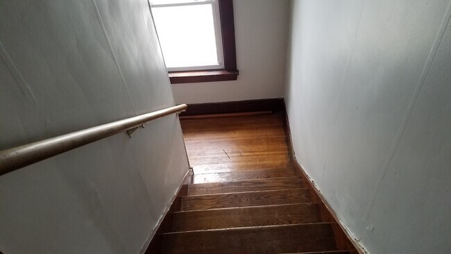 Building Photo - 3 Bedroom in Swillburg Area