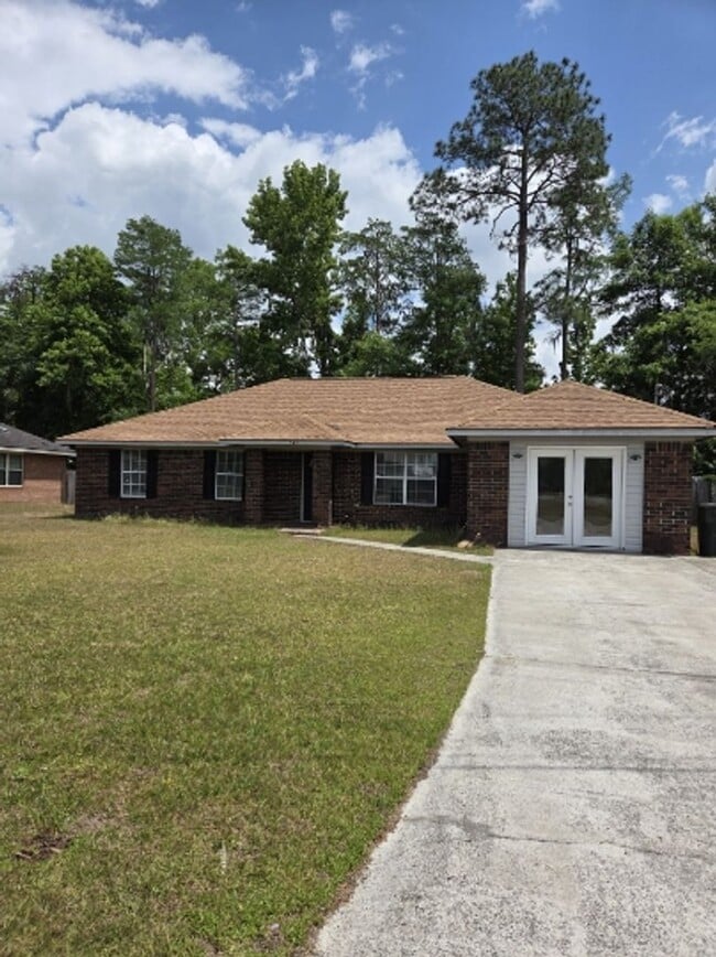 Building Photo - 945 Ruth Dr