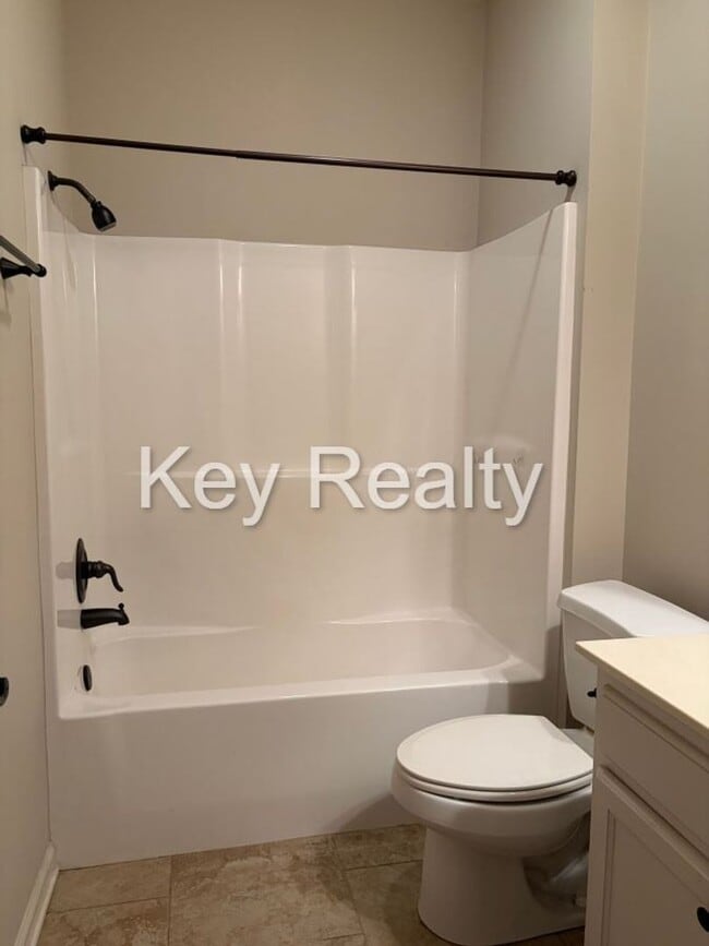 Building Photo - 309 Cross Ridge