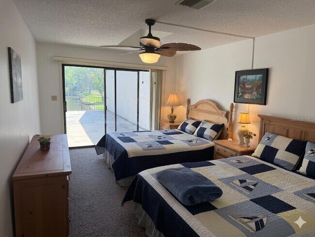 Building Photo - 804 Palm Harbor Ct