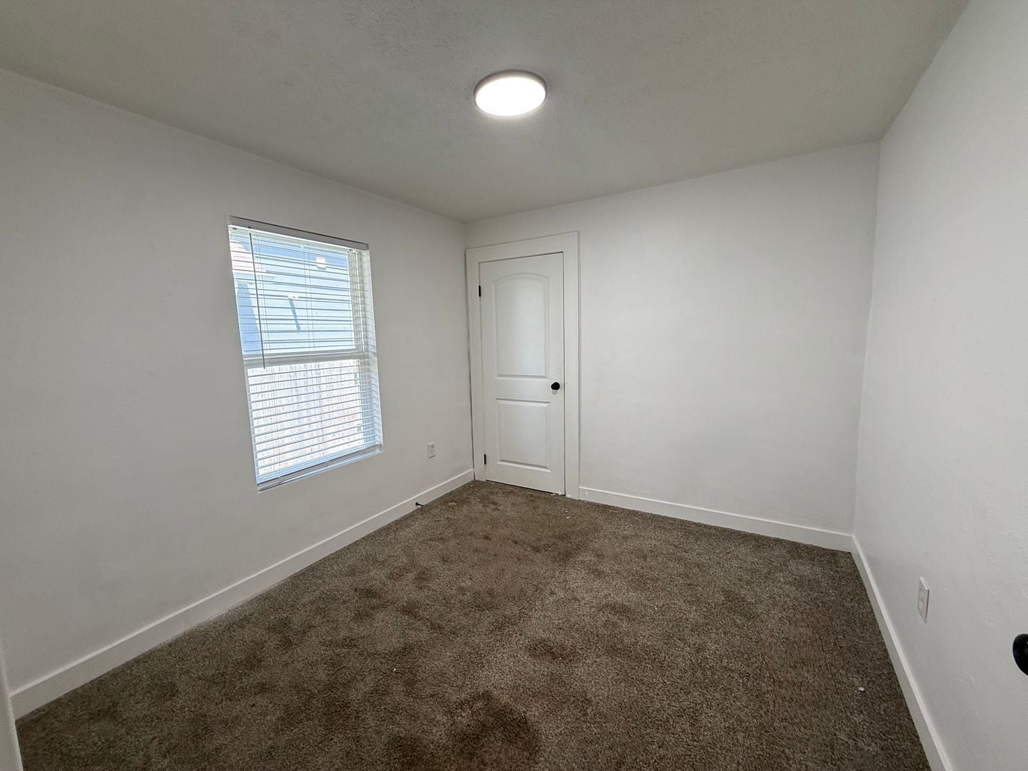 Building Photo - 523 N Alton Ave