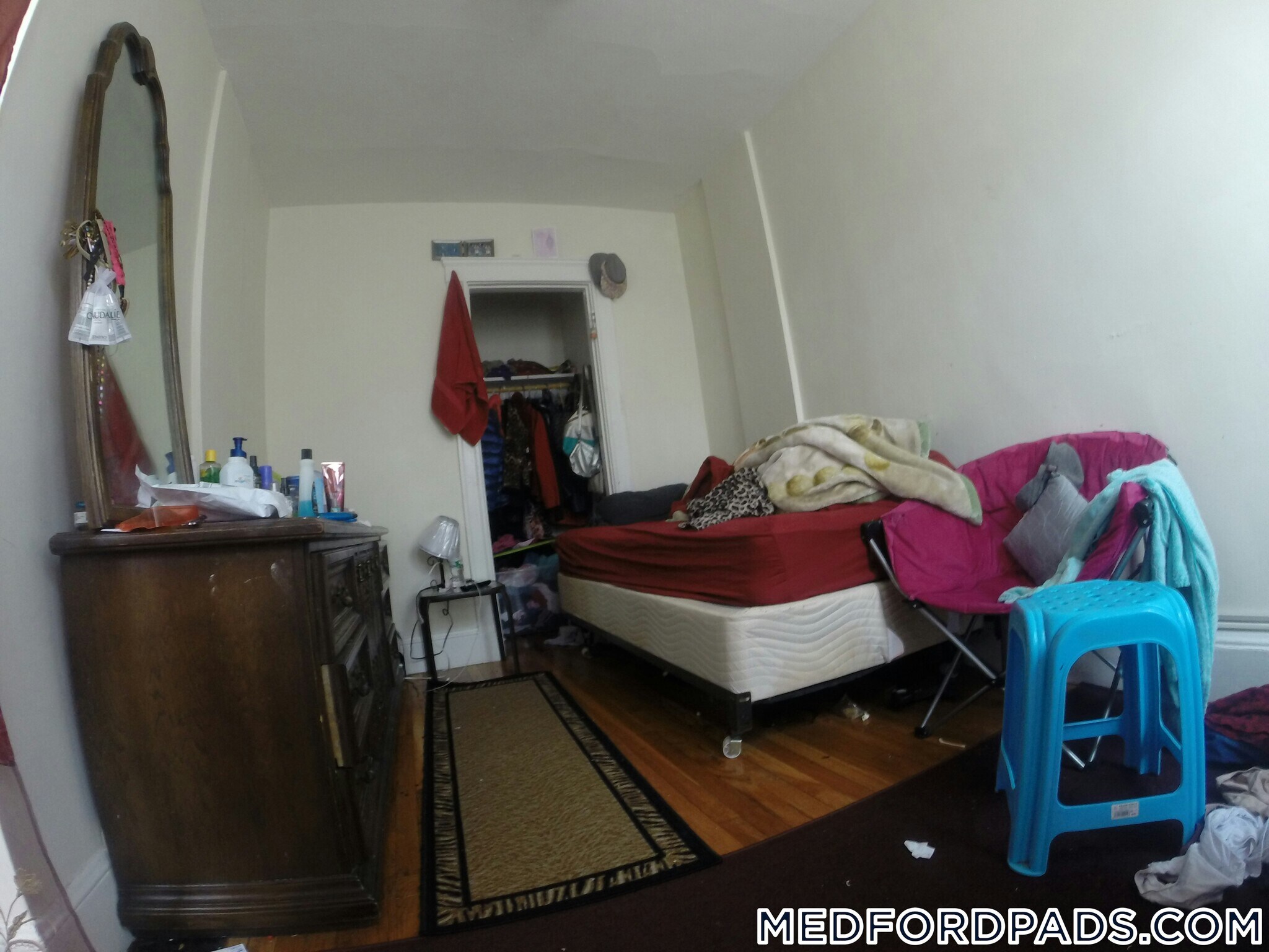 Building Photo - 53 Fellsway W