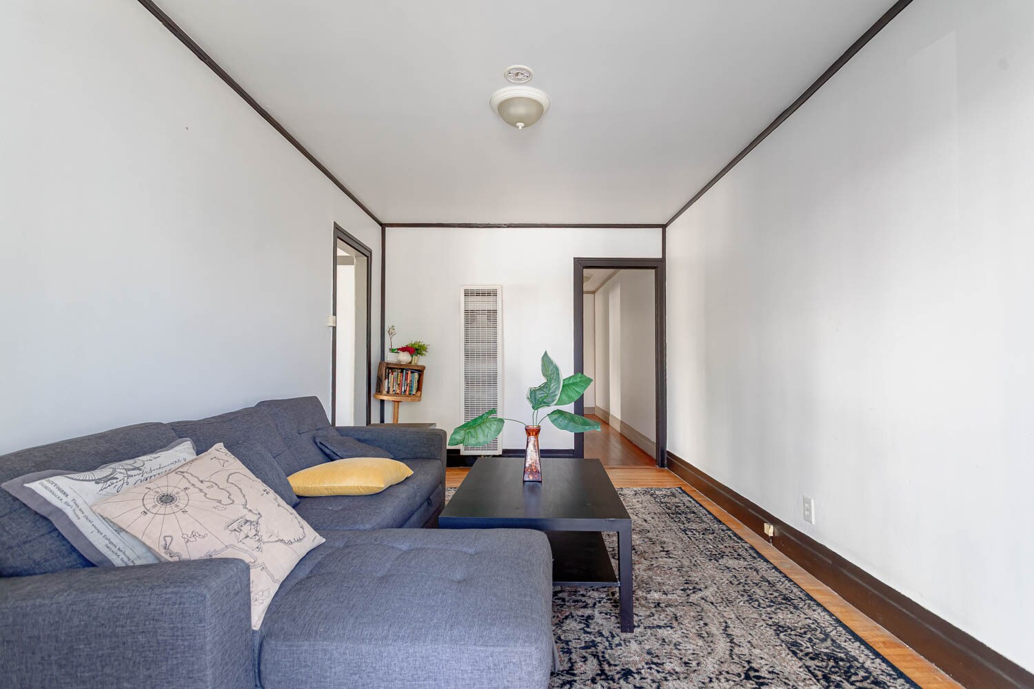 Building Photo - 318 Firmin St