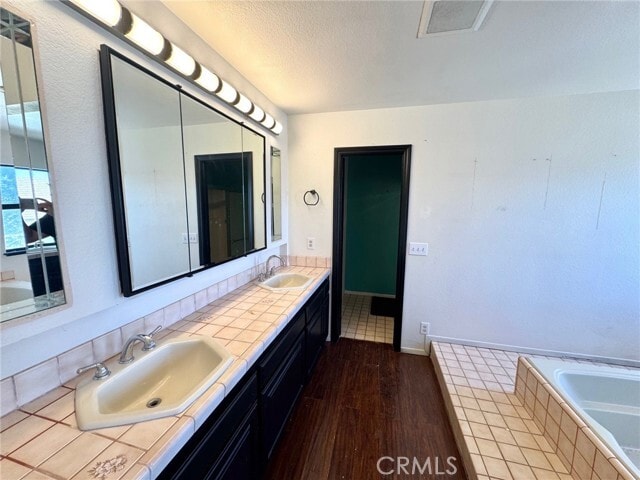 Building Photo - 23120 Chia Rd