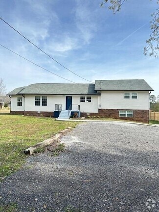 Building Photo - 3130 Tonia Dr SW