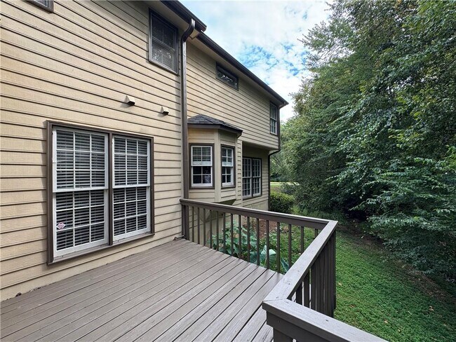 Building Photo - 7280 Devonhall Way