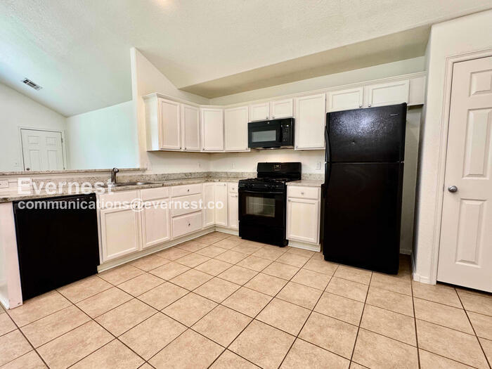 Building Photo - 2724 N 20th St