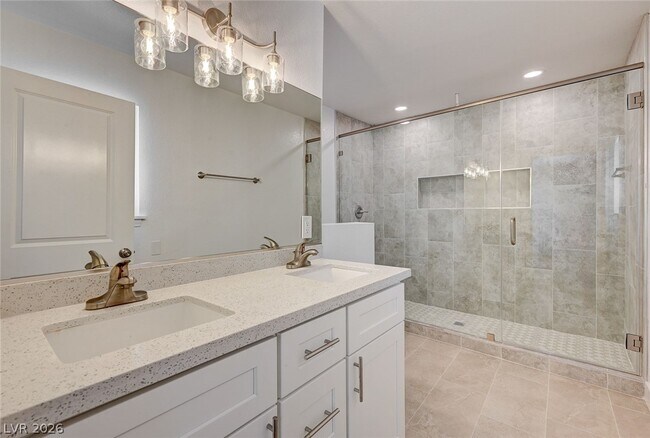 Building Photo - 1580 Quarter Horse Dr