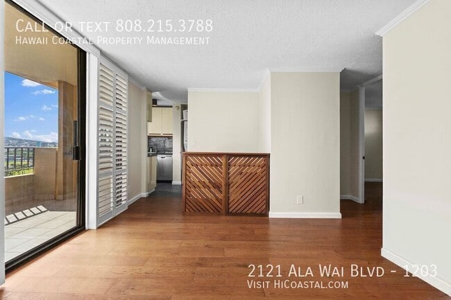 Building Photo - 2121 Ala Wai Blvd