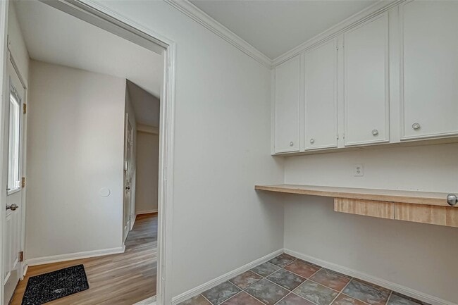 Building Photo - 5507 Enchanted Timbers Dr