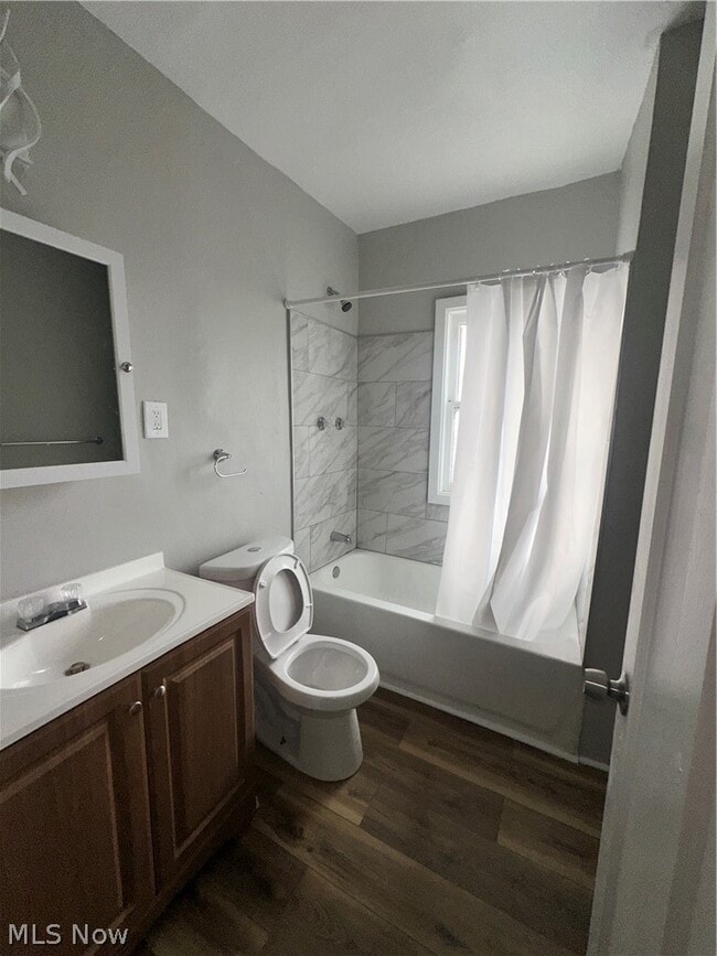 Building Photo - 1842 Colonnade Rd