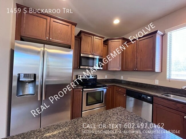 Building Photo - 1459 S Buckaroo Trail