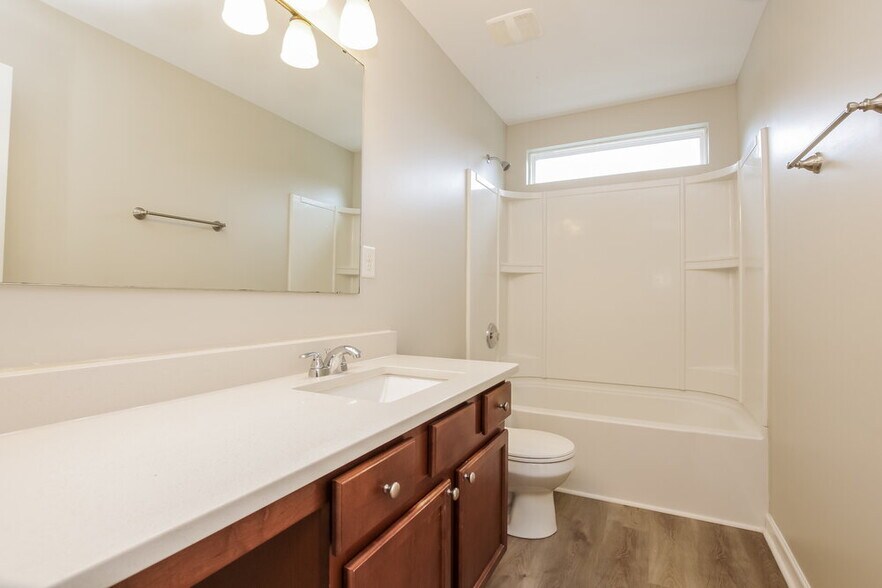 Building Photo - 3636 Ernie Dr