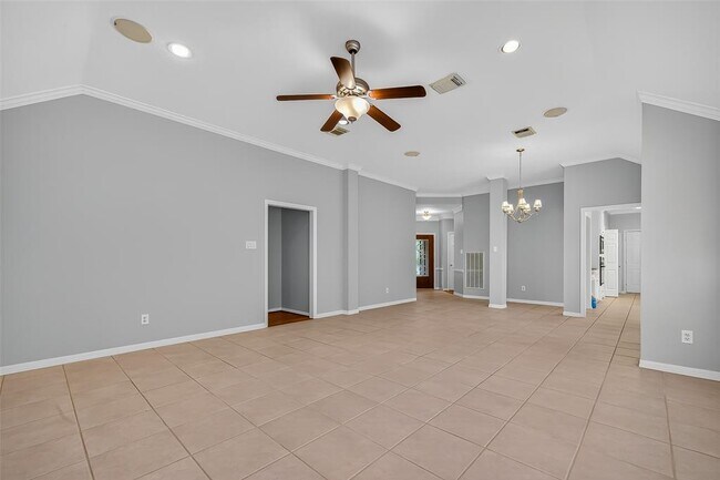 Building Photo - 13919 Aspen Cove Dr