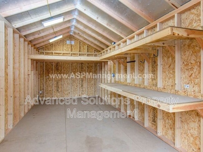 Building Photo - 765 Jepson Ave