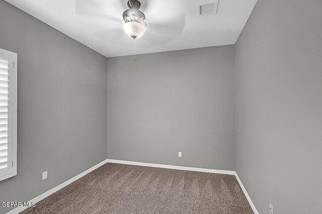 Building Photo - 14717 Pebble Hills Blvd