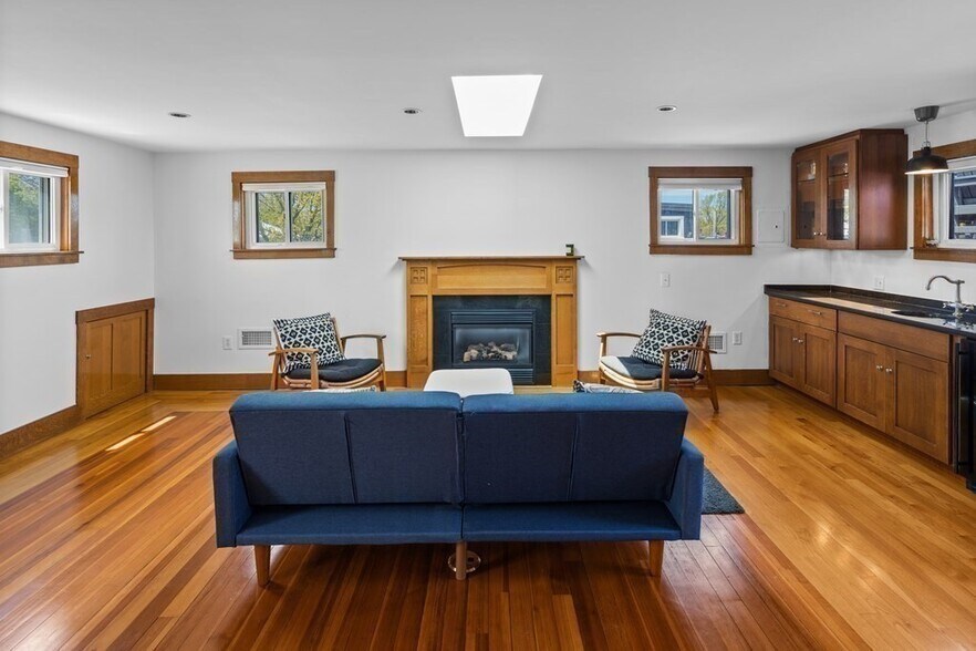 Building Photo - 15 Grovenor Rd