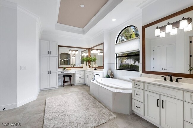 Building Photo - 6851 Lakewood Isle Dr