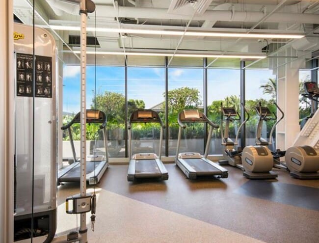 Building Photo - Lowest Priced 2-Bed Unit in ONE Ala Moana!!! PENTHOUSE 2 BED/2BATH with Ocean & Mountain Views!