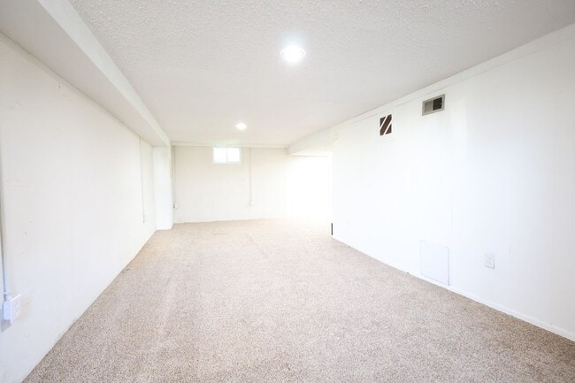 Building Photo - Charming Cape Cod Home in the Heart of Kirkwood!