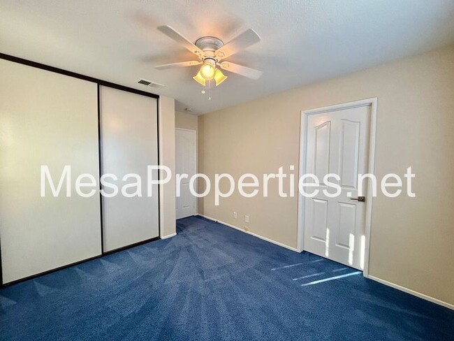 Building Photo - 12468 Redrock Ct