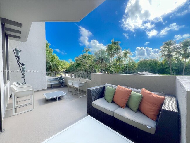 Building Photo - 101 Crandon Blvd
