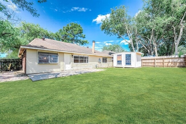 Building Photo - 11602 Inga Ln