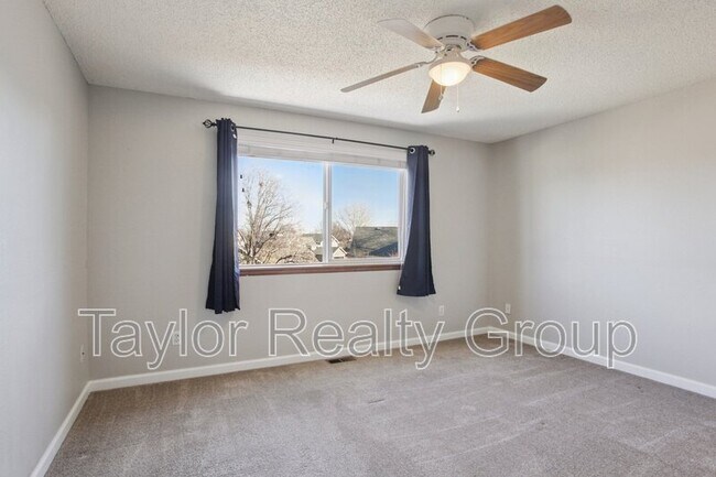 Building Photo - 13324 Umatilla St