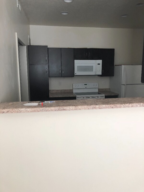 Building Photo - 720 S 900 W