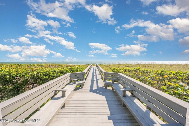 Building Photo - 1860 N Atlantic Ave