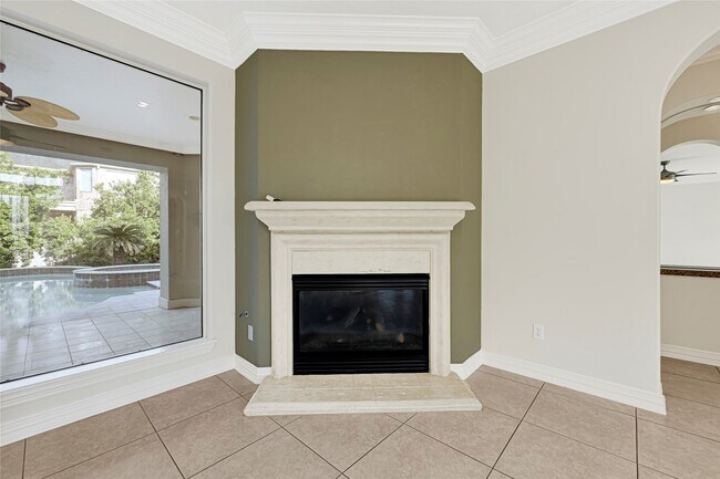 Building Photo - 2014 Ivy Crest Ct