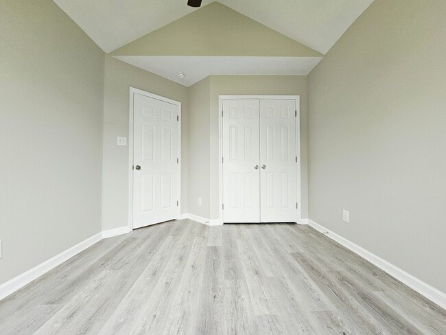 Building Photo - 7796 Buttonwood Ave