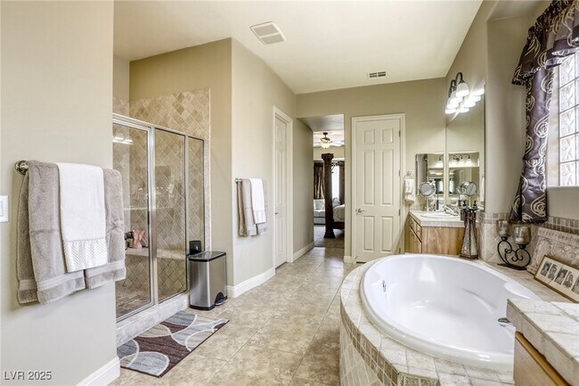 Building Photo - 7286 Mt Kearsarge St