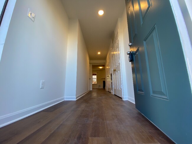 Building Photo - 13359 Misty Dawn Dr