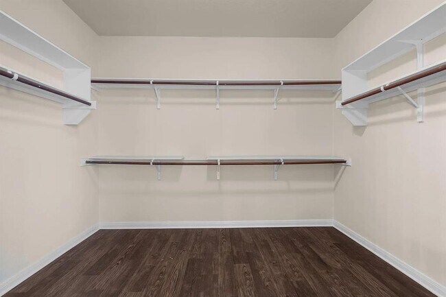 Building Photo - 1209 Laurel Oak Trail