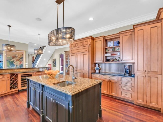 Building Photo - 106 Michigan Ct