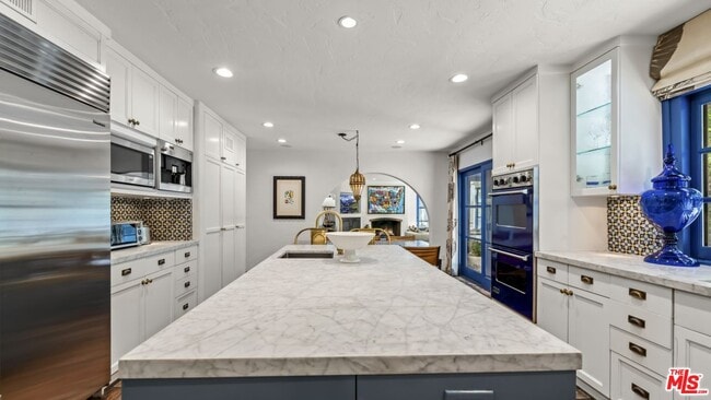 Building Photo - 11662 Duque Dr